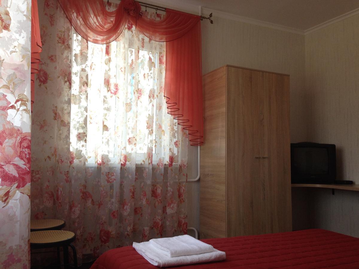 U Fedora Hotel Oleksandriia Buitenkant foto